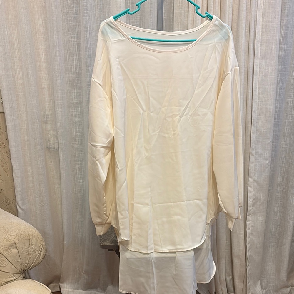 Cream Long Sleeve Hi Low Top with Wide Leg Pants Set